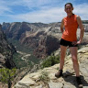 Meet your Posher, Carrie